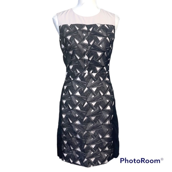 Diane von Furstenberg Reona Embroidered Dress - Picture 2 of 8